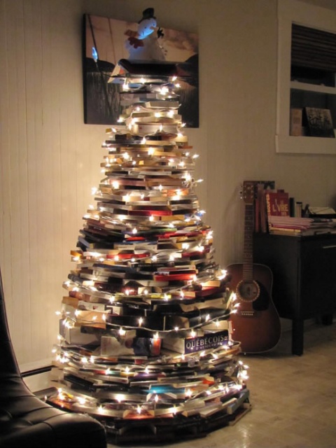 Karácsonyfa könyvekből