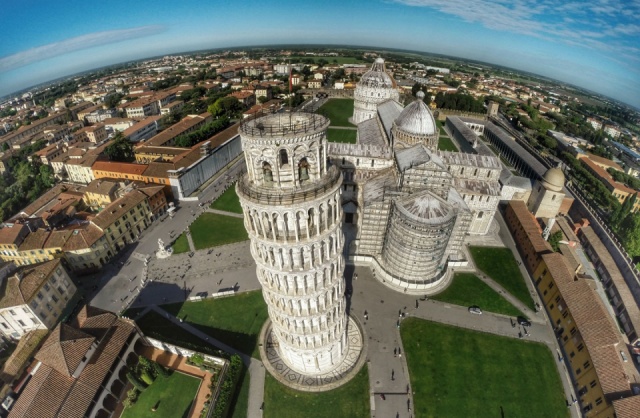 Pisa - Ferde torony