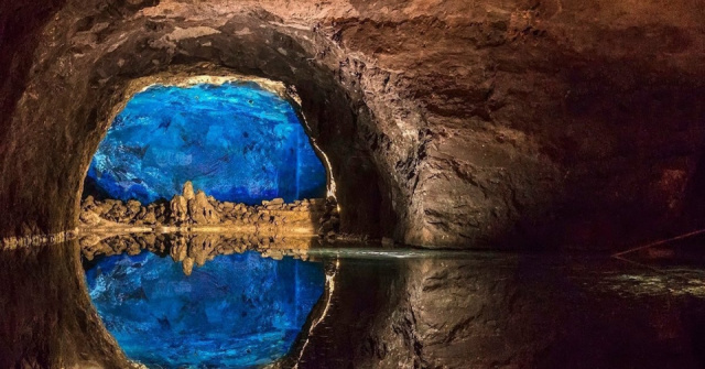 Seegrotte tavasbarlang kastélyokkal fűszerezve