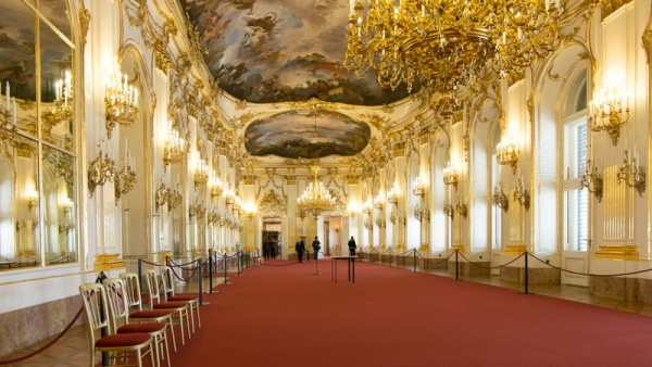 Schönbrunni kastély és a Bécsi Filharmonikusok