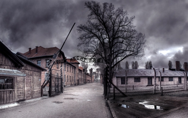 Auschwitz - Krakkó - Megrázó időutazás! 2022