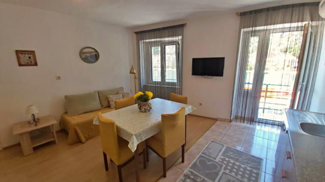 Cetina Apartmanház - Omis - Nyaralás Omisban