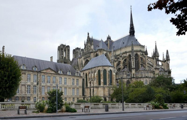Párizs - Versailles és a Loire völgyi kastélyok - repülővel 2022