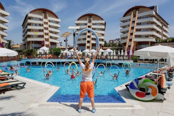 ALAIYE RESORT *****