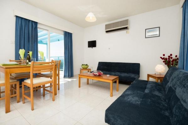 Sunny Hill Hotel & Apartments
