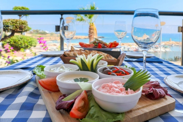 Golden Coast Beach Hotel