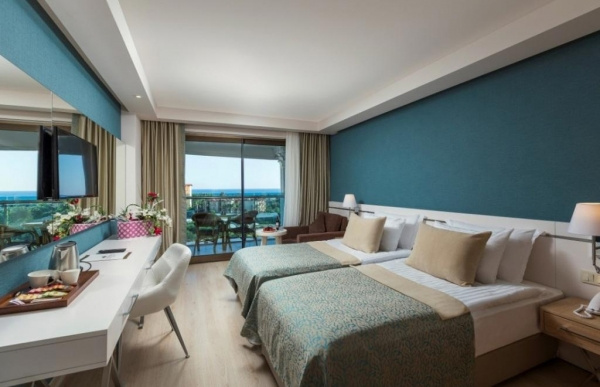 Castival Hotel *****