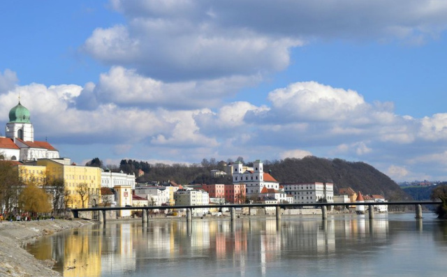 Frankföld híres karácsonyi vásárai - kirándulással Rothenburgba, a középkori mesevárosba