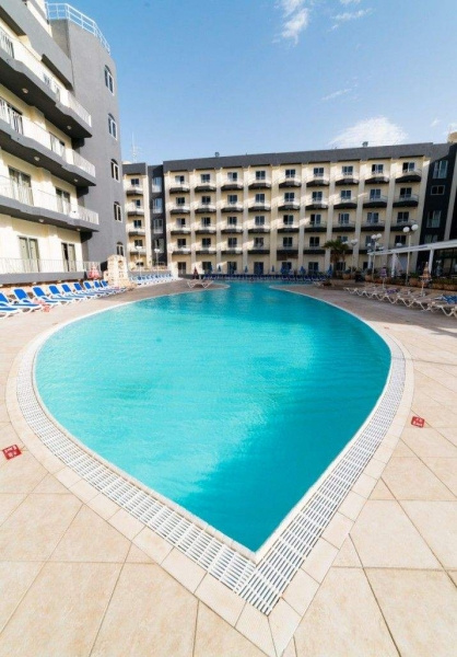 Topaz Hotel 2023 tél / 2024 tavasz