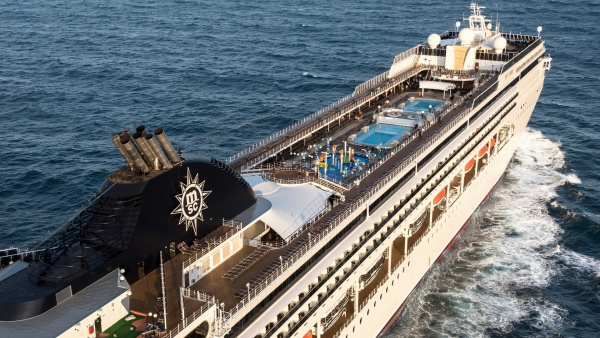 Ókori csodák és mediterrán mesék: csoportos MSC Opera hajóút magyar idegenvezetővel