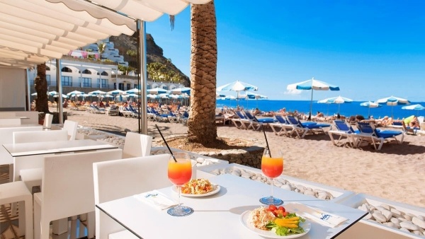 Mogan Princess & Beach Club