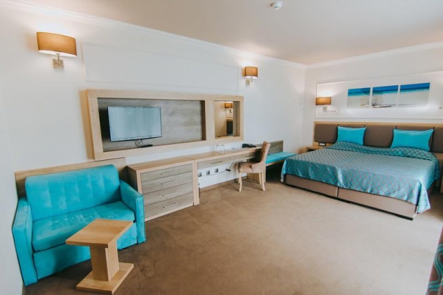 Tiara Beach Hotel