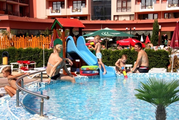 Izola Paradise ****