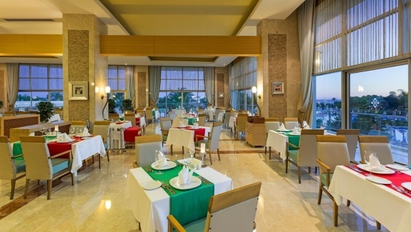 Miracle Resort Hotel *****