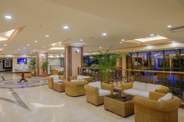 Miramare Queen Hotel *****