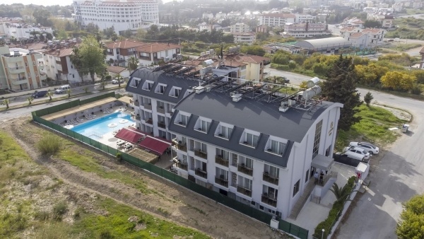 A Hotel Side ***