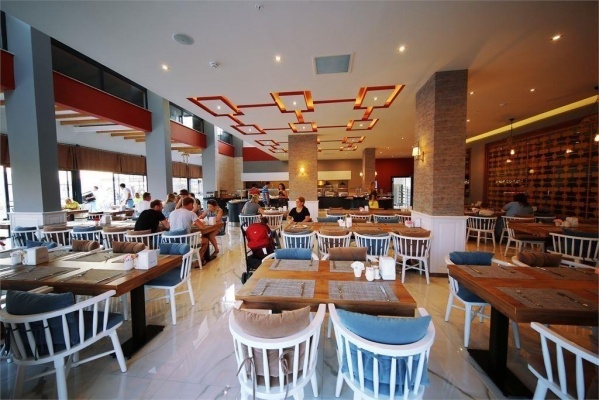 Sey Beach Hotel & Spa ****