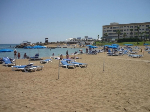 Penelope Beach Hotel ***