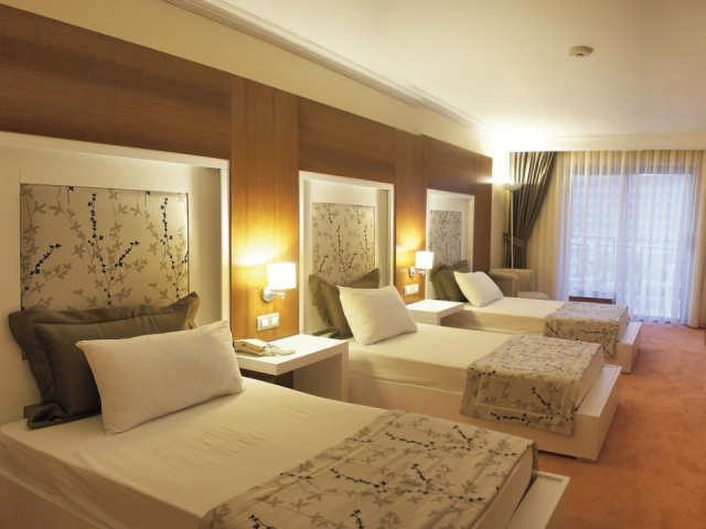Sentinus Beach Hotel