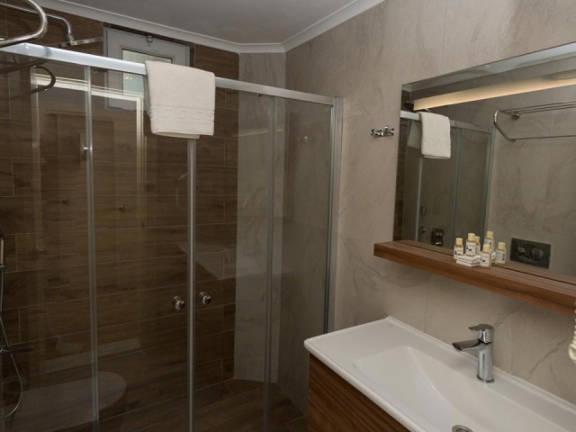 Side Village Hotel