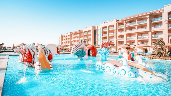 Pickalbatros White Beach Resort - Hurghada - 5 éjszakás