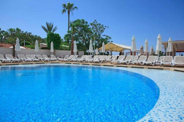 Xperia Saray Beach Hotel ****, Törökország