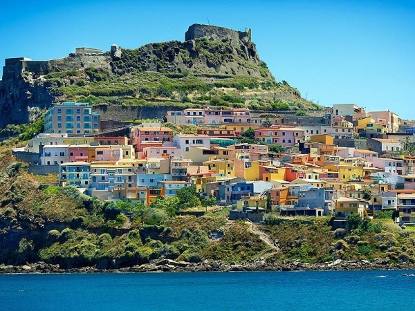 KORZIKA ÉS SZARDÍNIA, ELBA SZIGETÉVEL - Napóleon szigetei felejthetetlen útvonalakon
