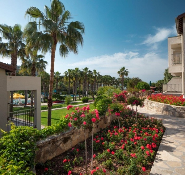 Barut Collection Arum Hotel***** - UAI, repülővel