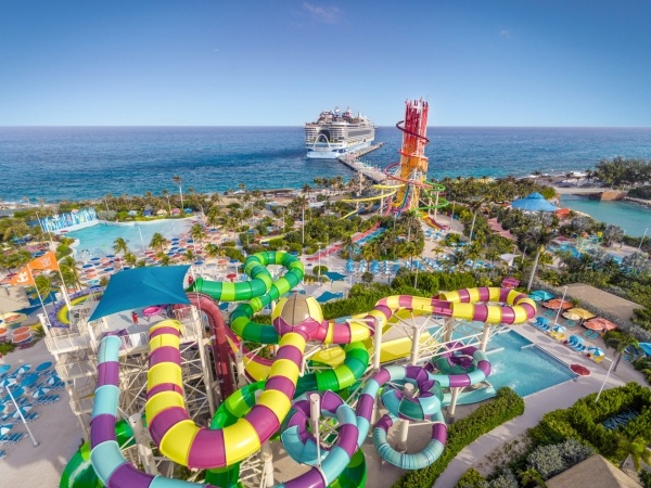 NYARALÁS A NYUGAT-KARIB TÉRSÉGBEN ÉS EGY PERFECT DAY A COCOCAY SZIGETEN, Icon of the Seas