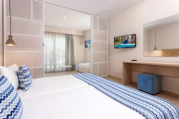 Alykanas Village Hotel ****