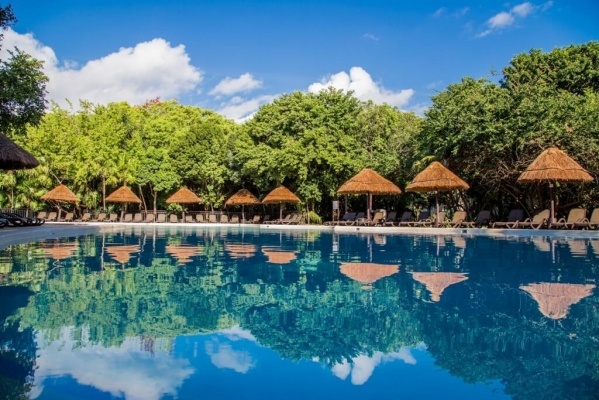 Sandos Caracol ECO Resort*****-AI, repülővel