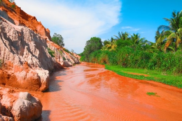 Trópusi szilveszter Indokínában- Vietnam-Kambodzsa  2025.12.28.-2026.01.09.