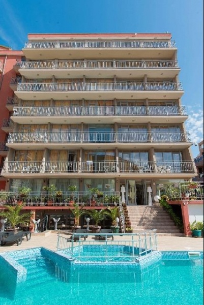 Hotel Tia Maria*** -RE, egyénileg