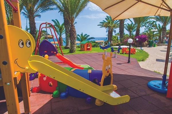 Crystal Springs Beach Hotel