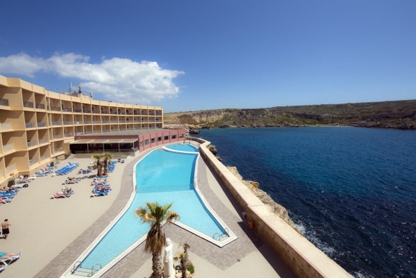 Paradise Bay Hotel 2025 tél / 2026 tavasz