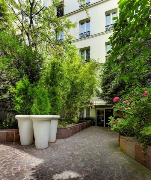 Le Patio Bastille