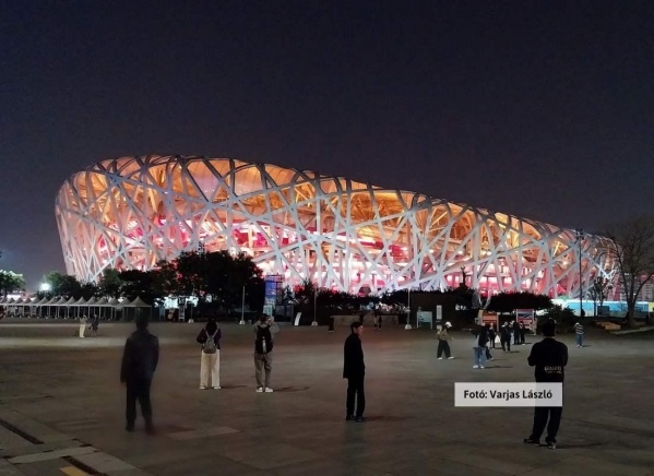 Peking-Shanghai a puskagolyó expresszel ****