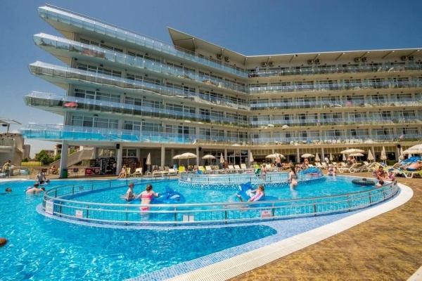 Aqua Nevis Club Hotel ****