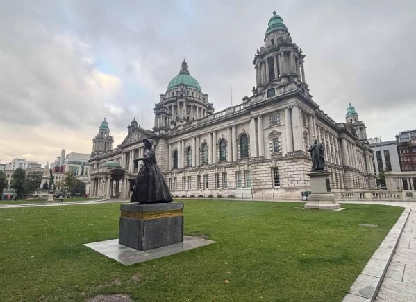 Észak-Írország és Donegal ***