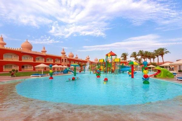 Pickalbatros Alf Leila Wa Leila Resort Neverland Hurghada ****