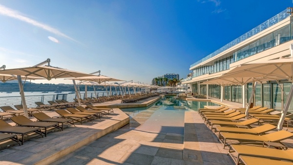 AX Odycy - 10 éjszakás