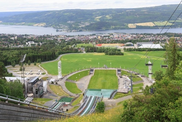 KÁPRÁZATOS NORVÉGIA (REPÜLŐVEL)