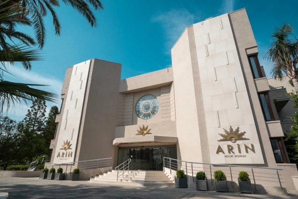 ARIN RESORT (EX SUNDANCE RESORT)  *****
