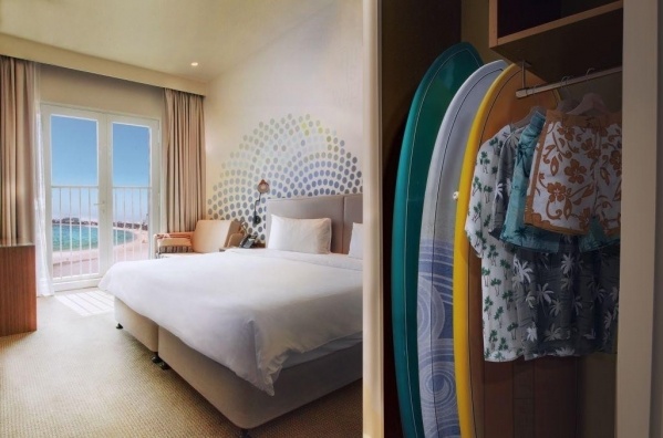 ROVE LA MER BEACH ***