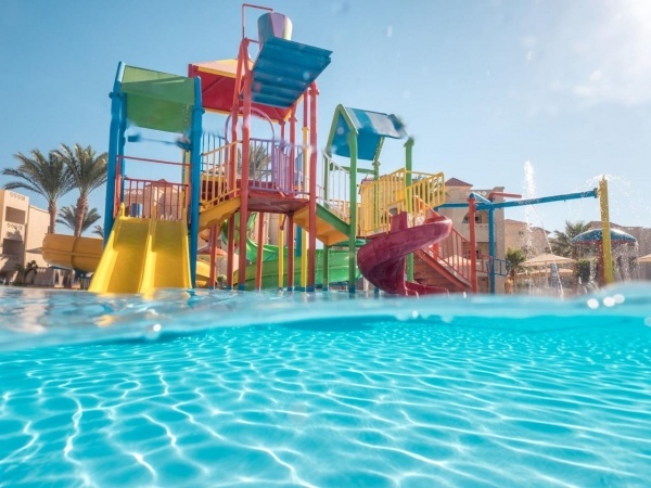 PICKALBATROS AQUA BLU RESORT  **** Hurghada repülővel