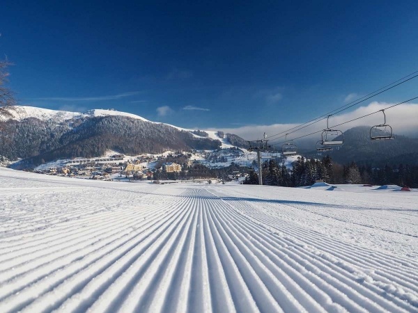 Síelés Donovalyban, Szlovákia egyik legnagyobb síközpontjában