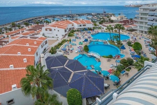 HOVIMA Atlantis **** Costa Adeje repülővel