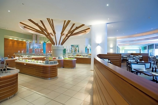 Mediterranean Beach Hotel szilveszter 2025