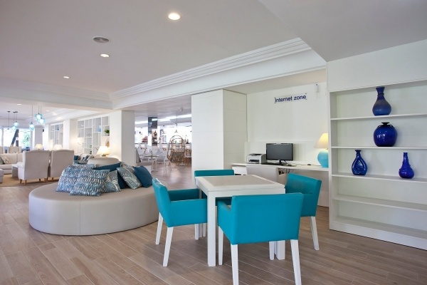 Bahia de Alcudia Hotel & Spa - 14 éjszakás