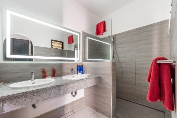 Diani Sea Resort**** AI, repülővel